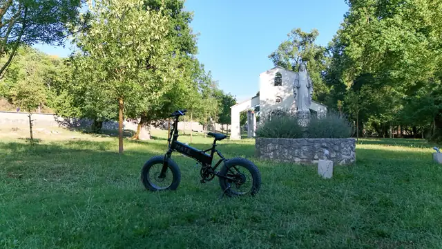 Mate.Bike electric bike in a park